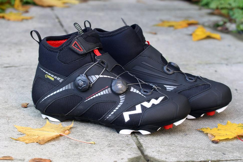 Northwave waterproof store cycling shoes